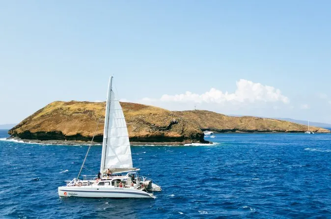 Snorkeling à Molokini et sortie voile sportive
